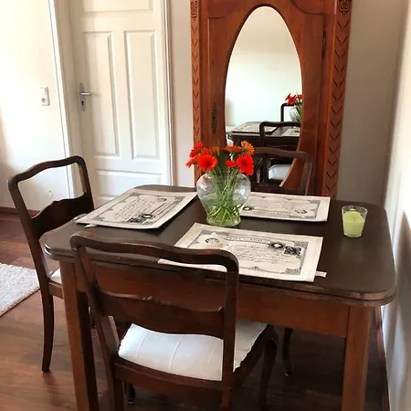 Ferienwohnung Elbhangblick - Fur 2 Personen * Drezno